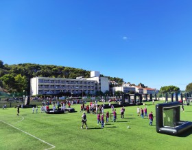 Završeno gostovanje UEFA-e, djeca oduševljena nogometnim legendama