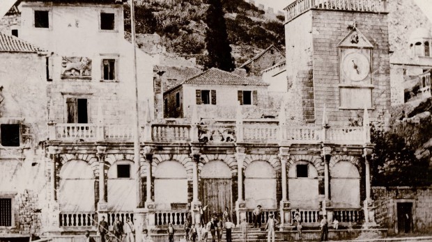 leroj hvar 11a