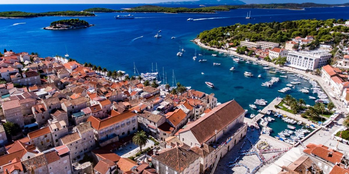 hvar-header